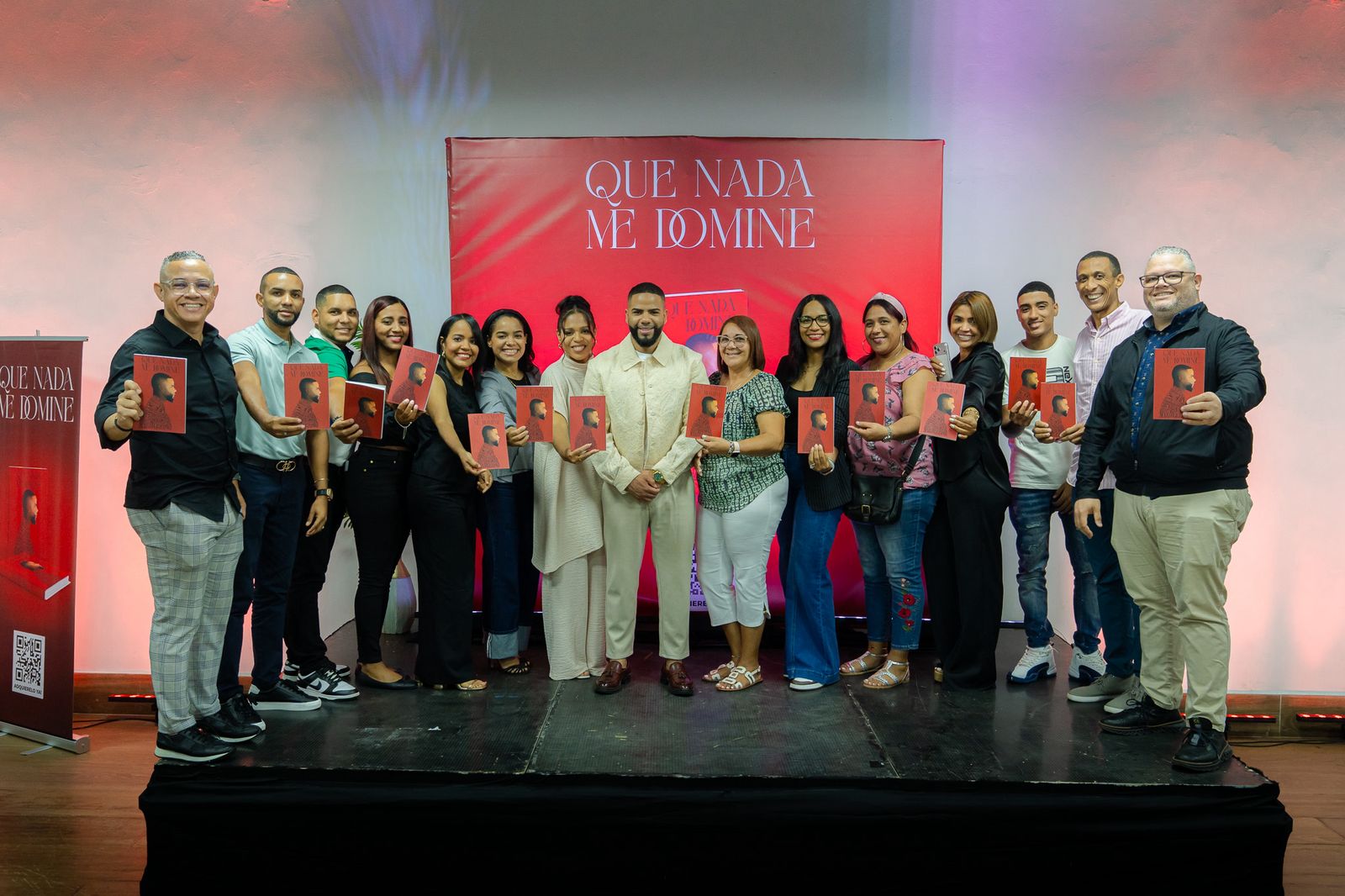 El comunicador Freddy Cruz presenta su primer libro «Que nada me domine», un testimonio de liberación y fe.